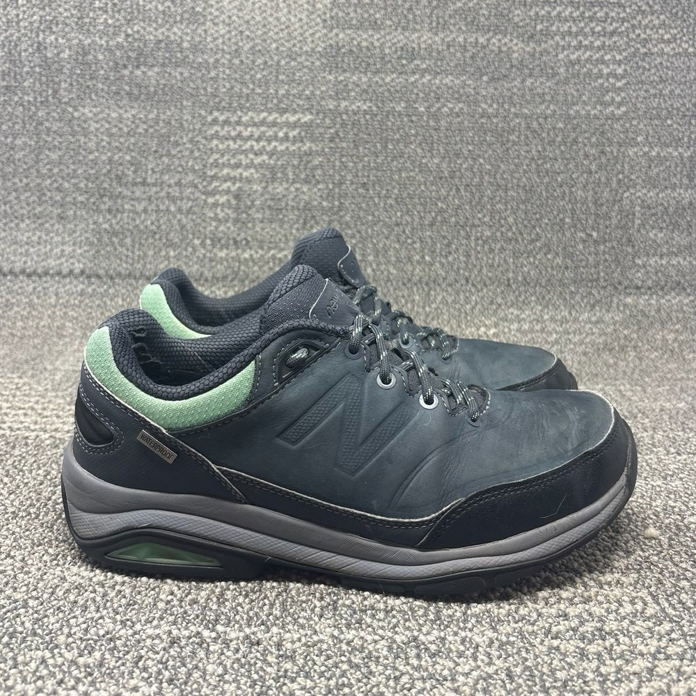 New Balance Sneakers Womens 8 D 1300 WW1300GR Waterproof Gray Trail Hiking Shoes